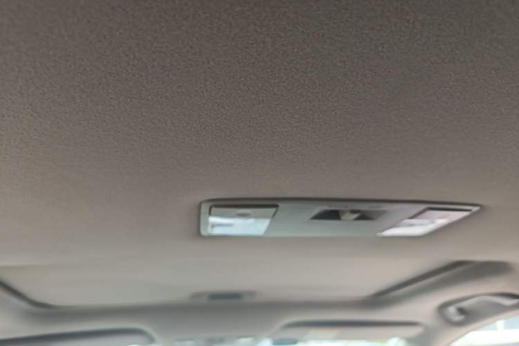 Used Mazda 8 2011 2.3L Deluxe Edition