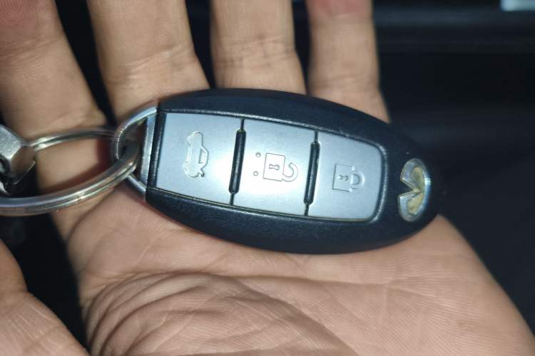 Used Infiniti Q50L 2016 2.0T Ambition Edition Vehicle Key