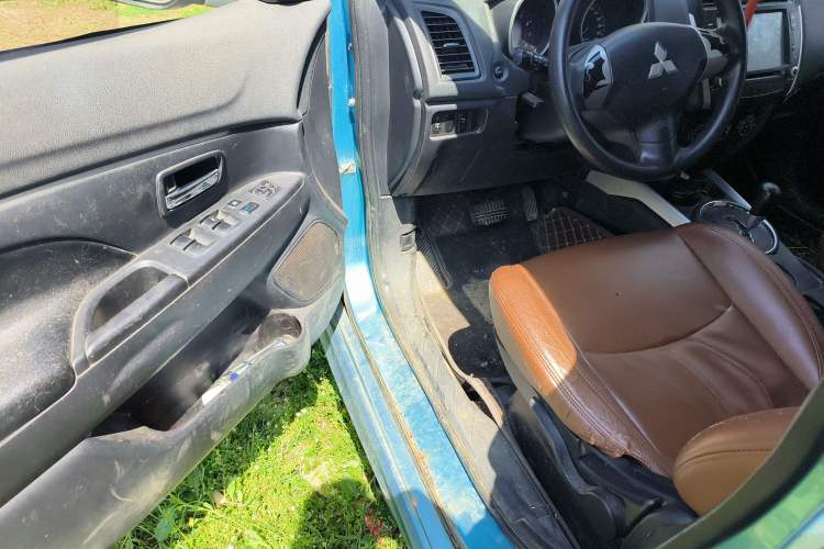 Used Mitsubishi ASX 2011 2.0 Front-Wheel-Drive Xuan Yue Version