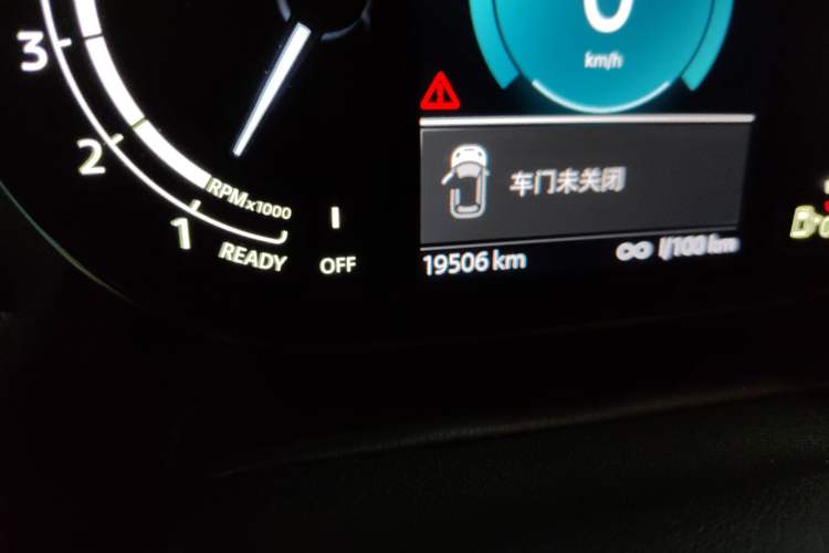 Used MINI Countryman 2022 1.5T COOPER ALL4 Connoisseur Odometer Close Up