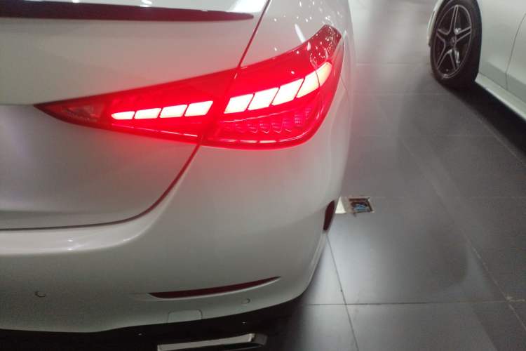 Used Mercedes-Benz C-Class 2024 Facelift C 260 L Night Edition Sport Version
