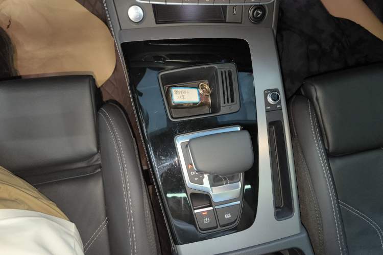 Used Audi Q5L Sportback 2022 40 TFSI Fashion Model