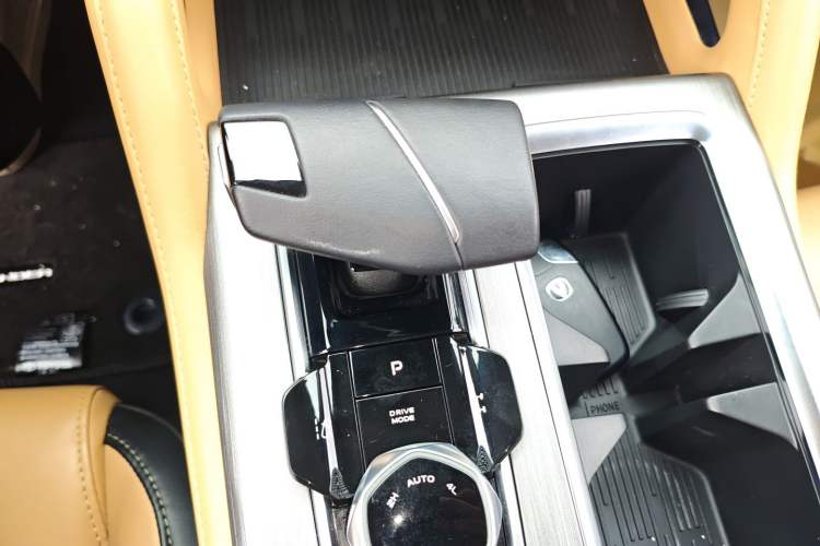 Used Changan Lantop 2023 2.0T Automatic 4x4 Gasoline Flagship Standard Cab
