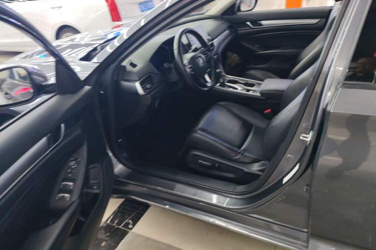 Used Honda Accord 2018 260TURBO Elite Edition China VI
