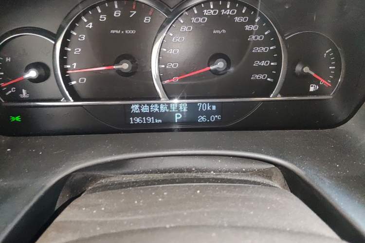 Used Cadillac SLS Seville 2010 3.0L Elite Edition Odometer Close Up