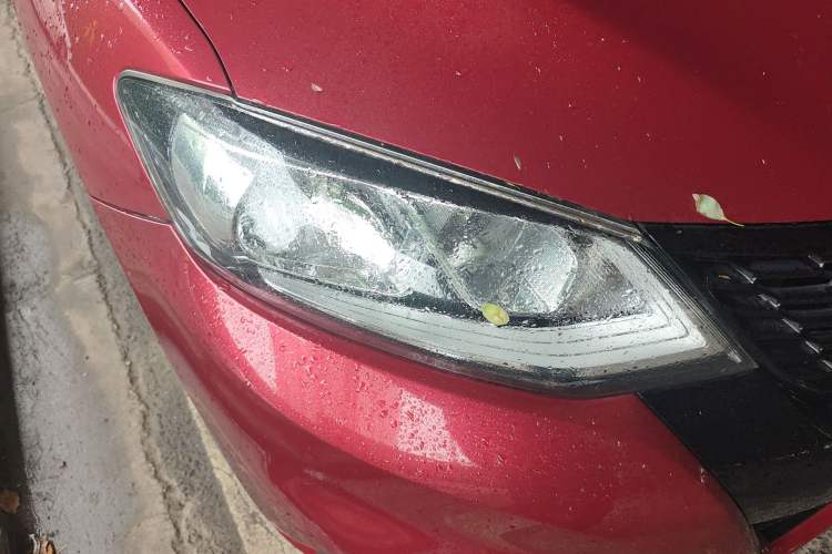 Used Nissan Tiida 2016 1.6L CVT Smart Drive Edition