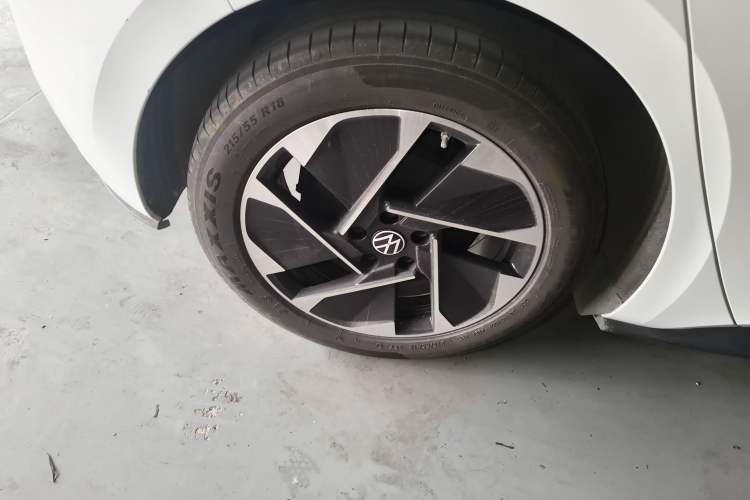 Used Volkswagen ID.3 2025 Smart Edition Outstanding Model
