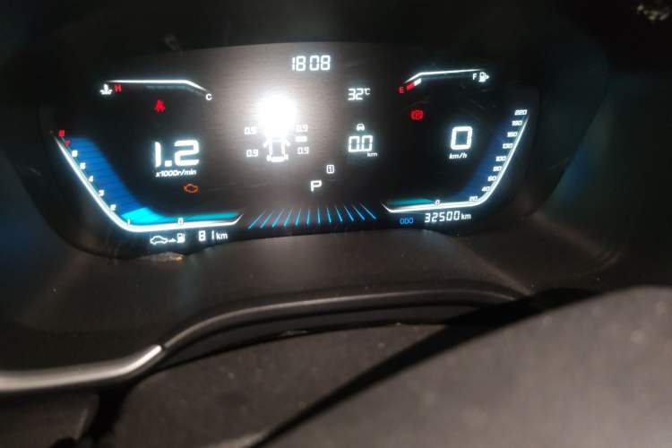 Used SWM G05 2021 PRO 1.5T Automatic Luxury Model 7 Seats