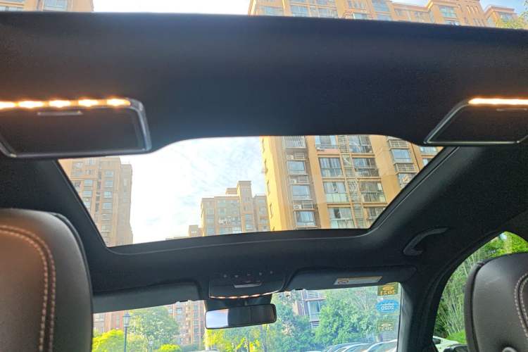 Used Mercedes-Benz GLC 2020 GLC 300 L 4MATIC Dynamic Edition
