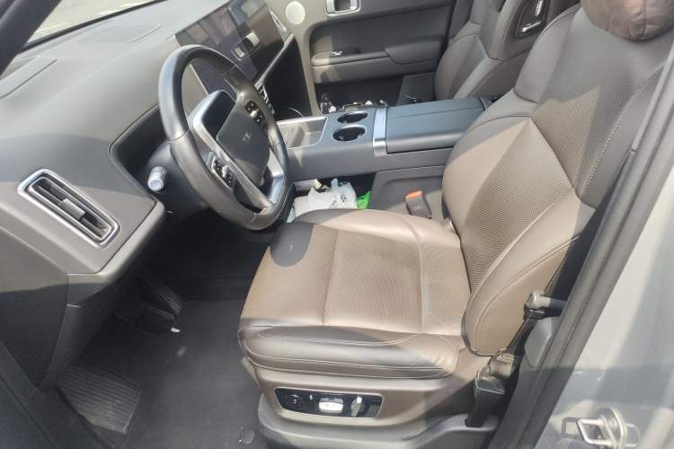 Used Li Auto L9 2022 Max model
