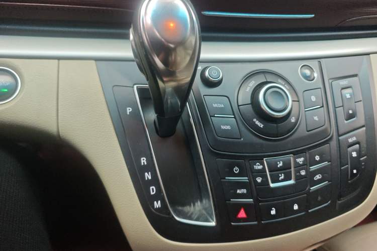 Used Buick GL8 2017 25S Luxury Version China V Standard