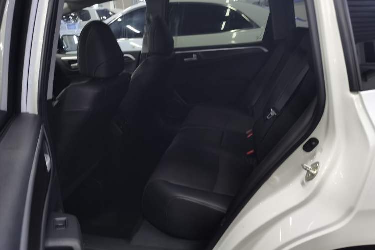 Used Honda Jade 2016 1.8L Automatic Comfort Elite Version 5 Seats