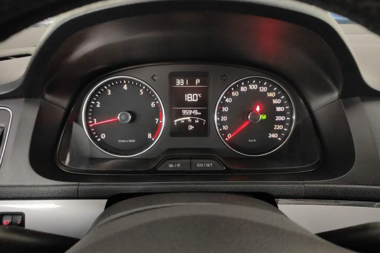 Used Volkswagen Gran Lavida 2013 1.6L Automatic Comfort Model