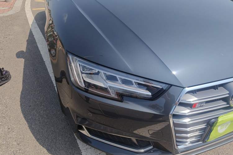 Used Audi S4 2018 S4 3.0TFSI Right Front Headlight