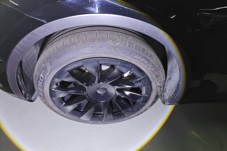 Used Tesla Model Y 2021 Standard Range Rear-Wheel Drive Version
