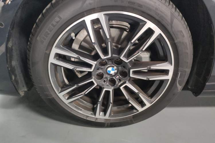 Used BMW 5 Series 2024 525Li M Sport Package