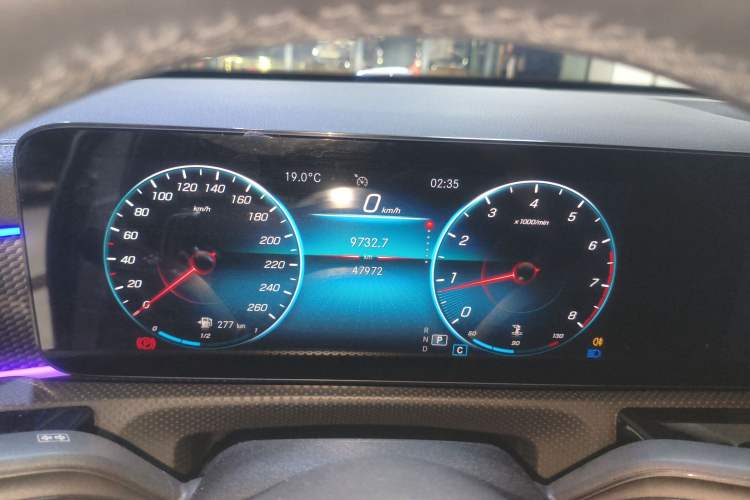 Used Mercedes-Benz A-Class 2021 A 200 L Sport Sedan Fashion Model