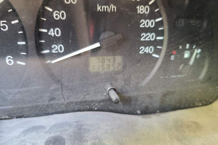 Used Ford Classic Transit 2015 2.8T Diesel Multi-Function Vehicle Short Wheelbase 6-Seater Mid-Roof Edition JX493ZLQ4