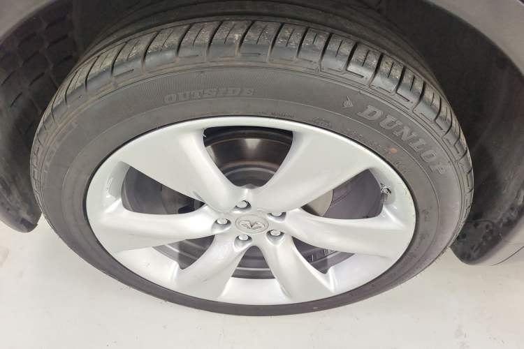 Used Infiniti QX70 2013 3.7L Standard Edition