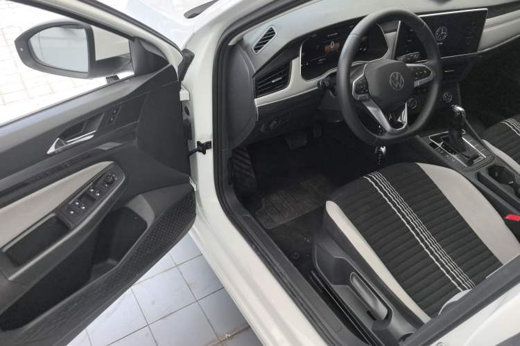 Used Volkswagen Bora 2024 200TSI DSG Comfort Edition Driver Seat