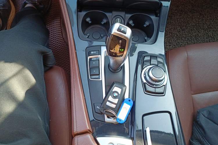 Used BMW 5 Series 2017 520Li Elegant Edition
