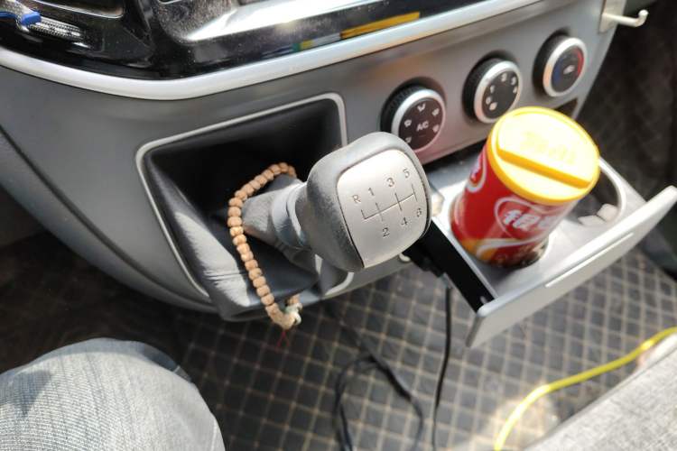 Used SAIC MAXUS Xintu V80 