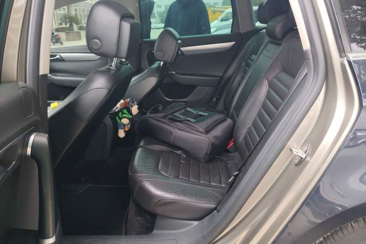 Used Volkswagen Magotan 2012 Travel Edition 2.0 TSI Comfort Version