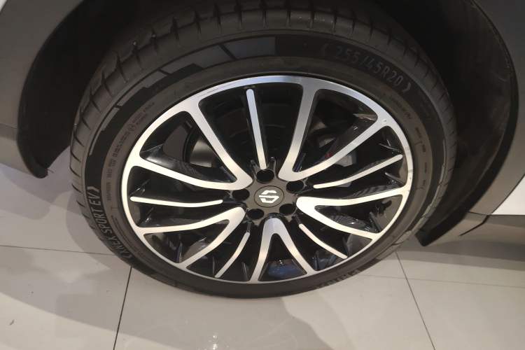 Used Leapmotor C11 2023 Extended-Range 285 Comfort Edition
