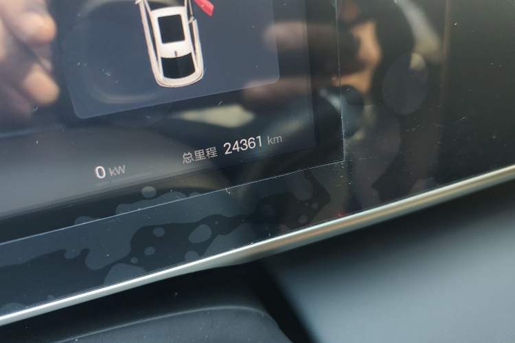 Used BYD Qin L 2025 DM-i Smart Drive 80KM Leading Model