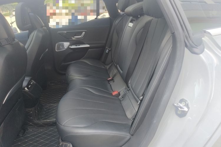 Used Mercedes-Benz EQE 2022 350 Luxury Edition Left Rear Seat