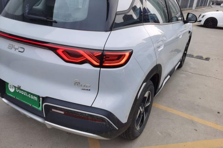 Used BYD Yuan UP 2025 Intelligent Driving Version 401 km Beyond-Range Edition
