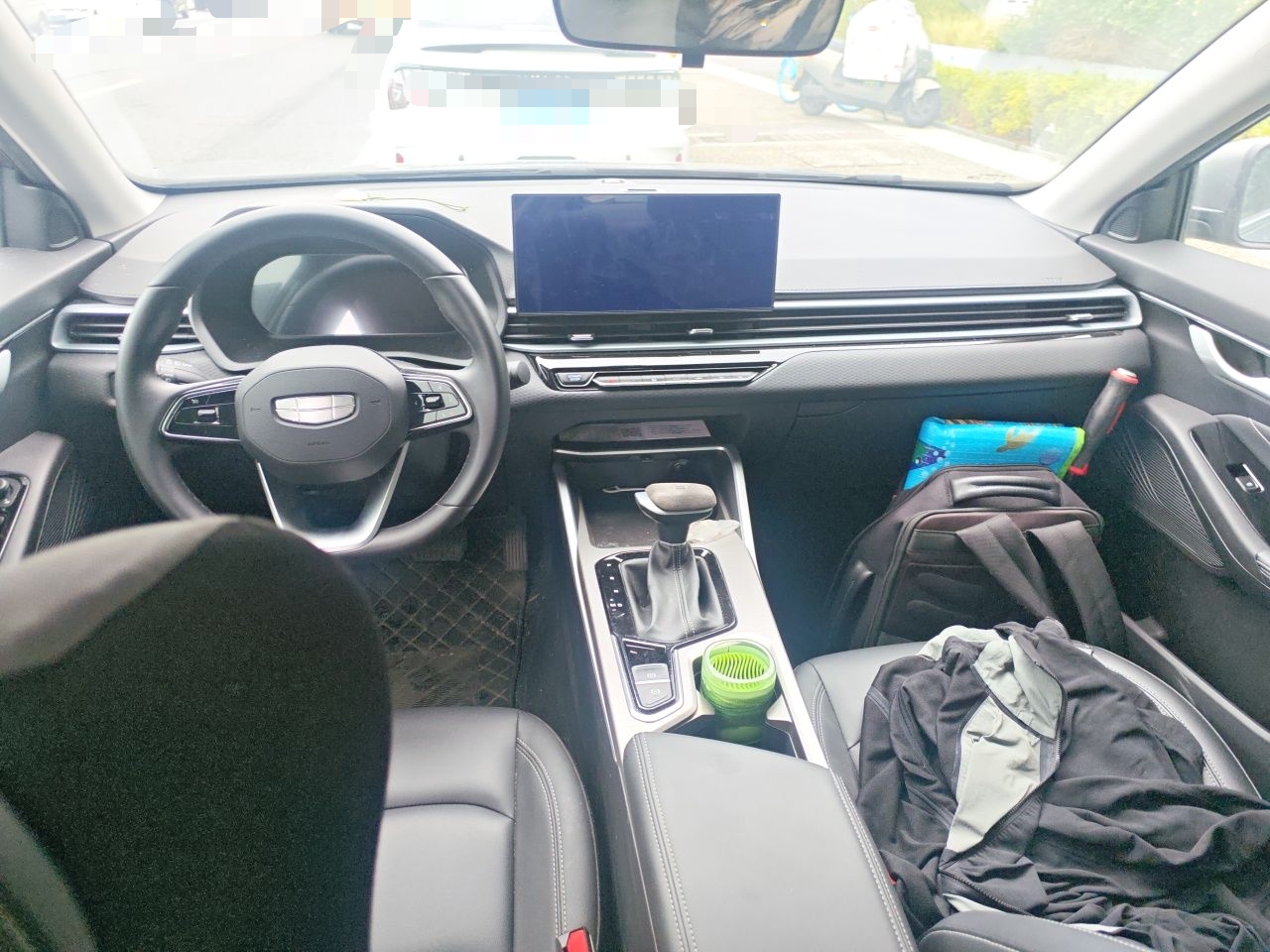 Geely Auto Emgrand 2025 4th Generation 1.5L CVT Luxury Version — снимка 18