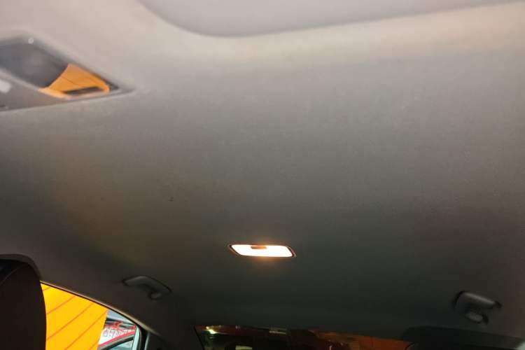 Used Hyundai Celesta 2018 1.6L Automatic GL Enjoyment Version China V Standard
