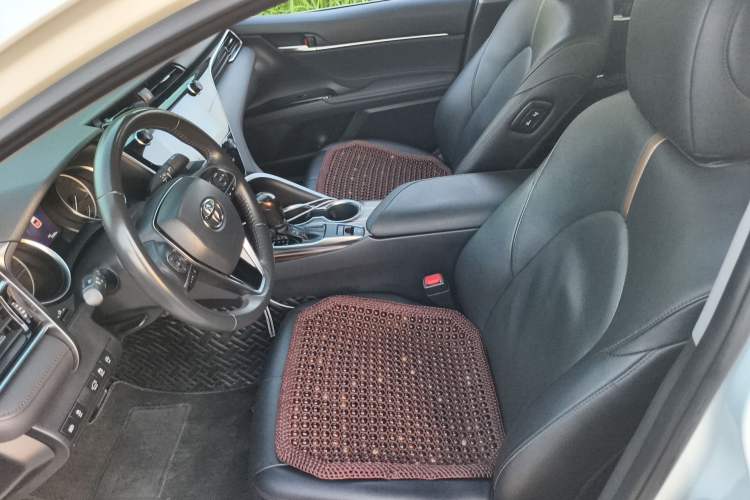 Used Toyota Camry 2019 Revised Version 2.0G Luxury Edition