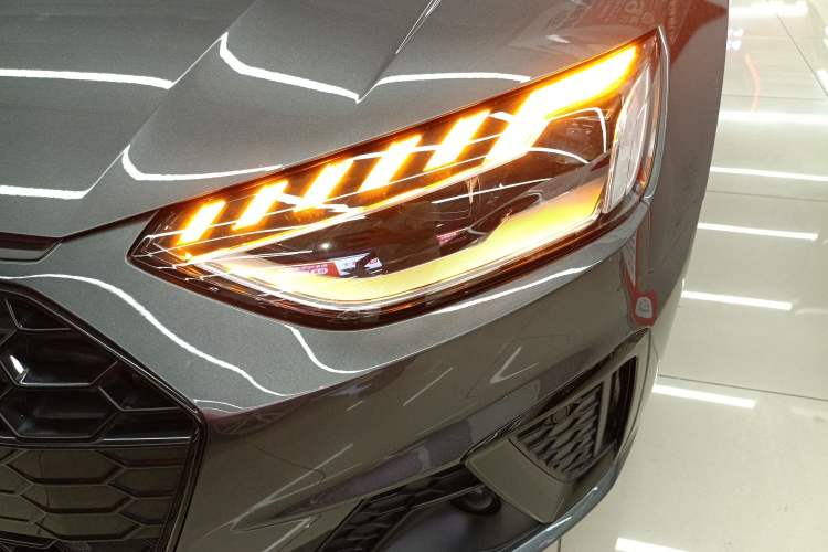 Used Audi A4L 2022 40 TFSI Luxury Dynamic Model
