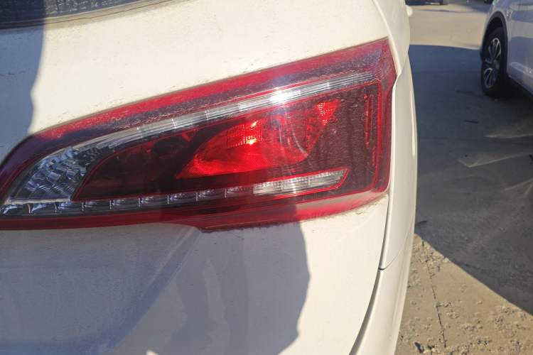 Used Baojun 730 2019 1.5T CVT Fashion Model 7 Seats China VI Emission Standard
