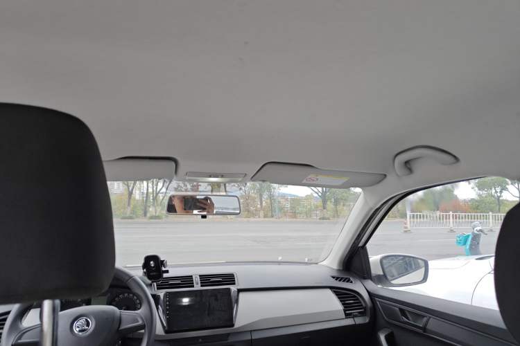 Used Skoda Fabia 2015 1.4L Automatic Front-Drive Model