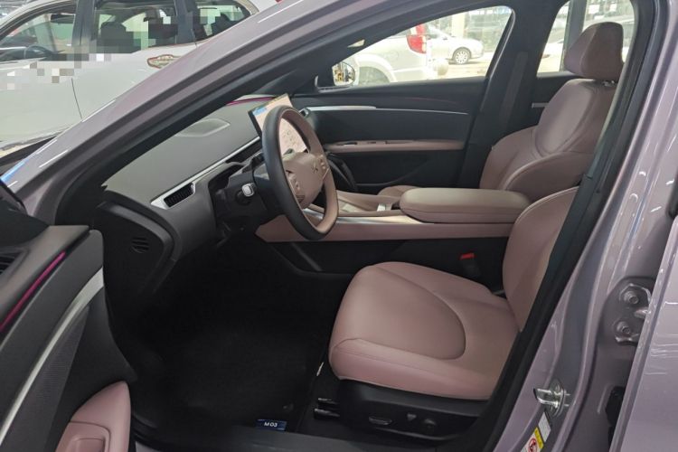 Used XPeng MONA M03 2025 600 with Ultra-Long Range Max Driver Seat