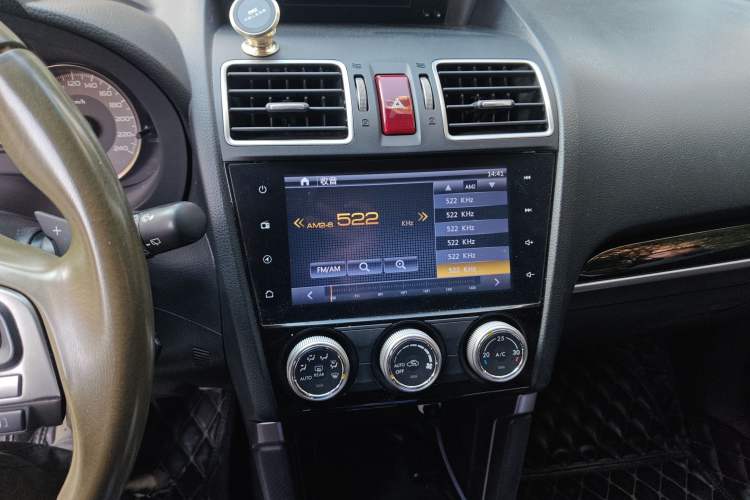 Used Subaru Forester 2016 2.0i Fashion Navigation Edition Audio And AC Panel