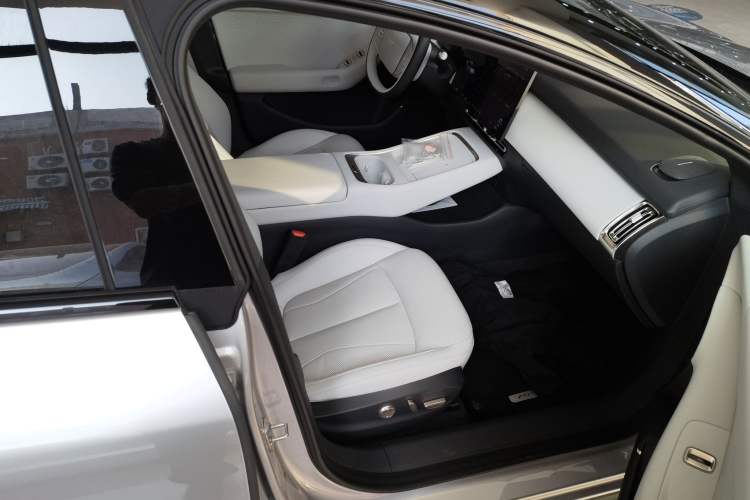 Used XPeng P7+ 2024 Long-Range Max
