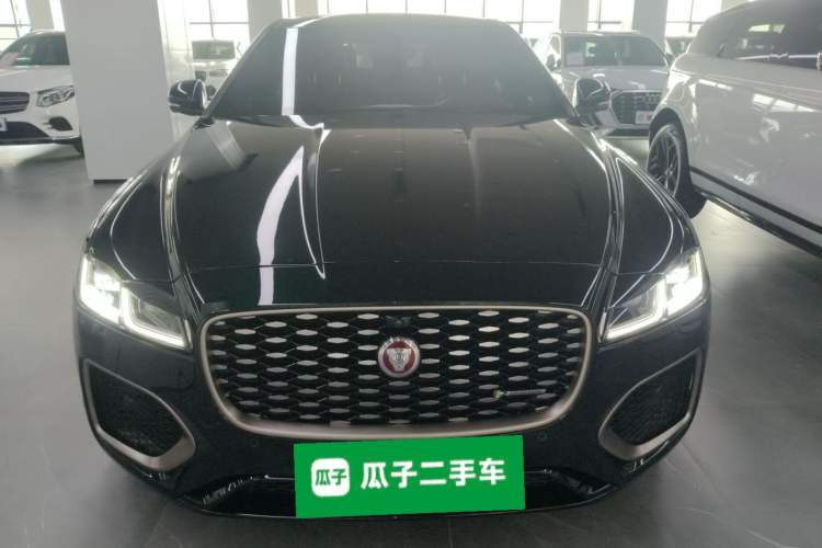 Used Jaguar XFL 2023 XFL 2.0T P250 Two-Wheel-Drive Elite Sport Gold Edition
