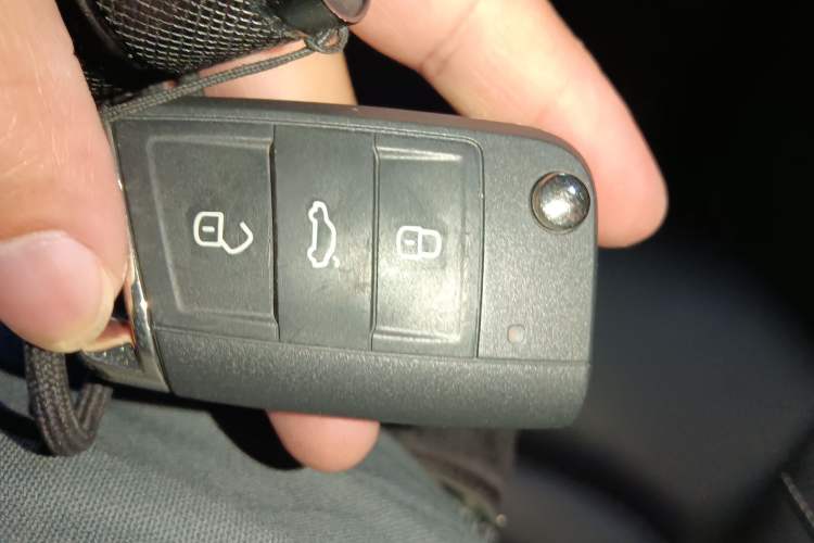 Used Volkswagen Lamando 2021 280TSI DSG Comfort Edition Vehicle Key