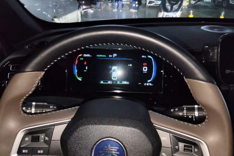 Used BYD Qin PLUS 2024 HONOR Edition DM-i 55KM Leading Model
