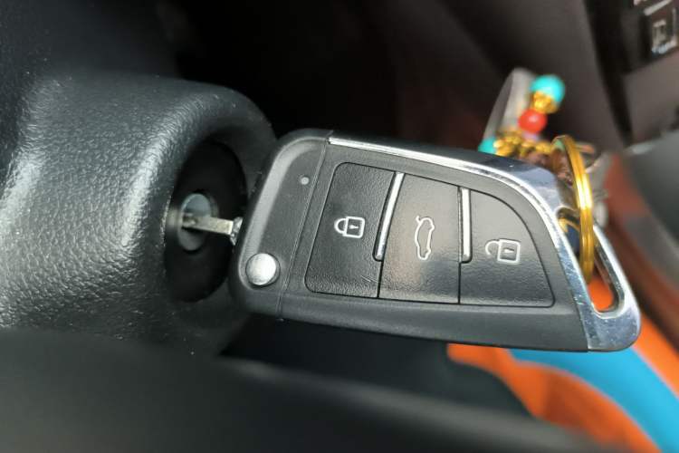 Used Peugeot 308 2009 1.6T SW Fashion Edition Vehicle Key