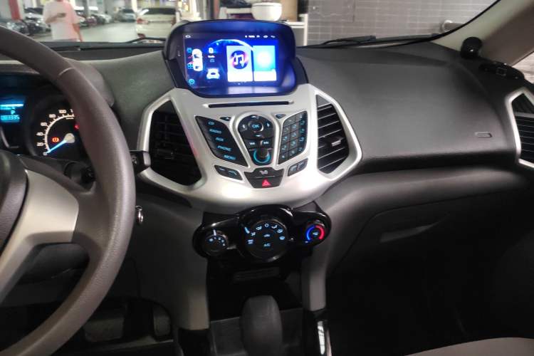 Used Ford EcoSport 2013 1.5L Automatic Fashion Model