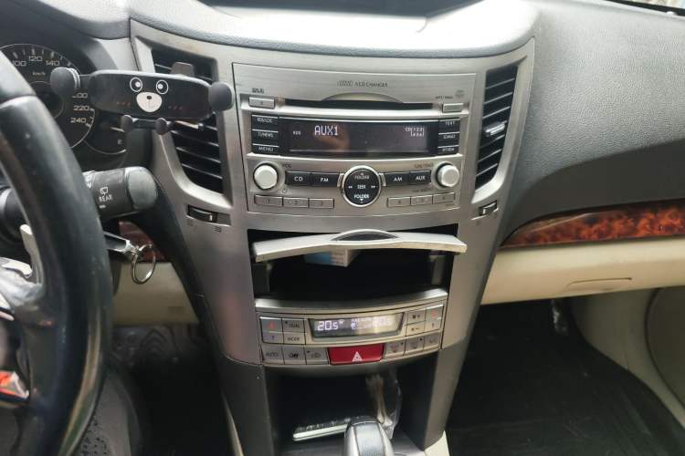Used Subaru Outback 2011 2.5i Luxury Edition
