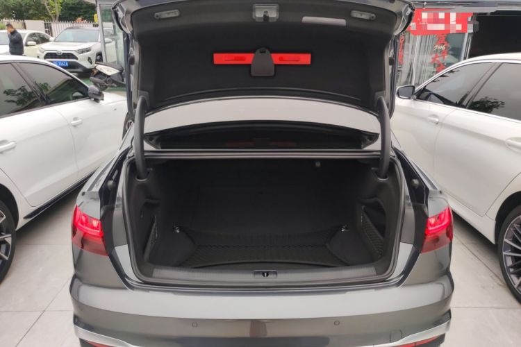 Used Audi A4L 2020 40 TFSI Luxury Dynamic Model
