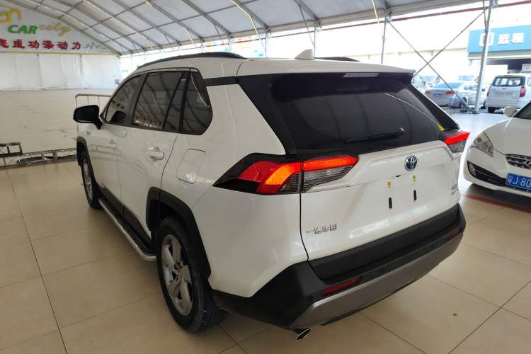 Used Toyota RAV4 2021 Dual-Engine 2.5L E-CVT Two-Wheel Drive Elite Edition