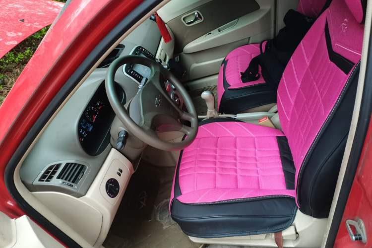 Used Chery Fengyun 2 2010 Hatchback 1.5L Ambition Model Left Front Seat