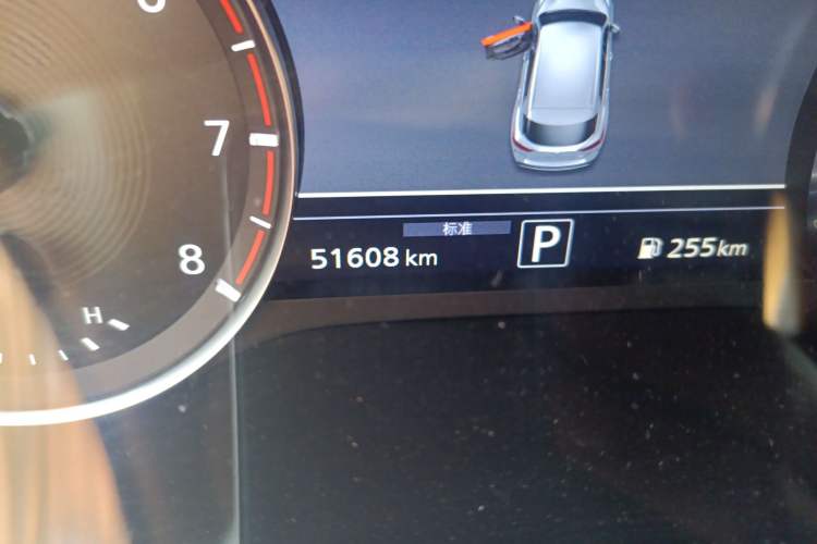 Used Infiniti QX50 2018 2.0T Four-Wheel Drive Elite Edition Odometer Close Up